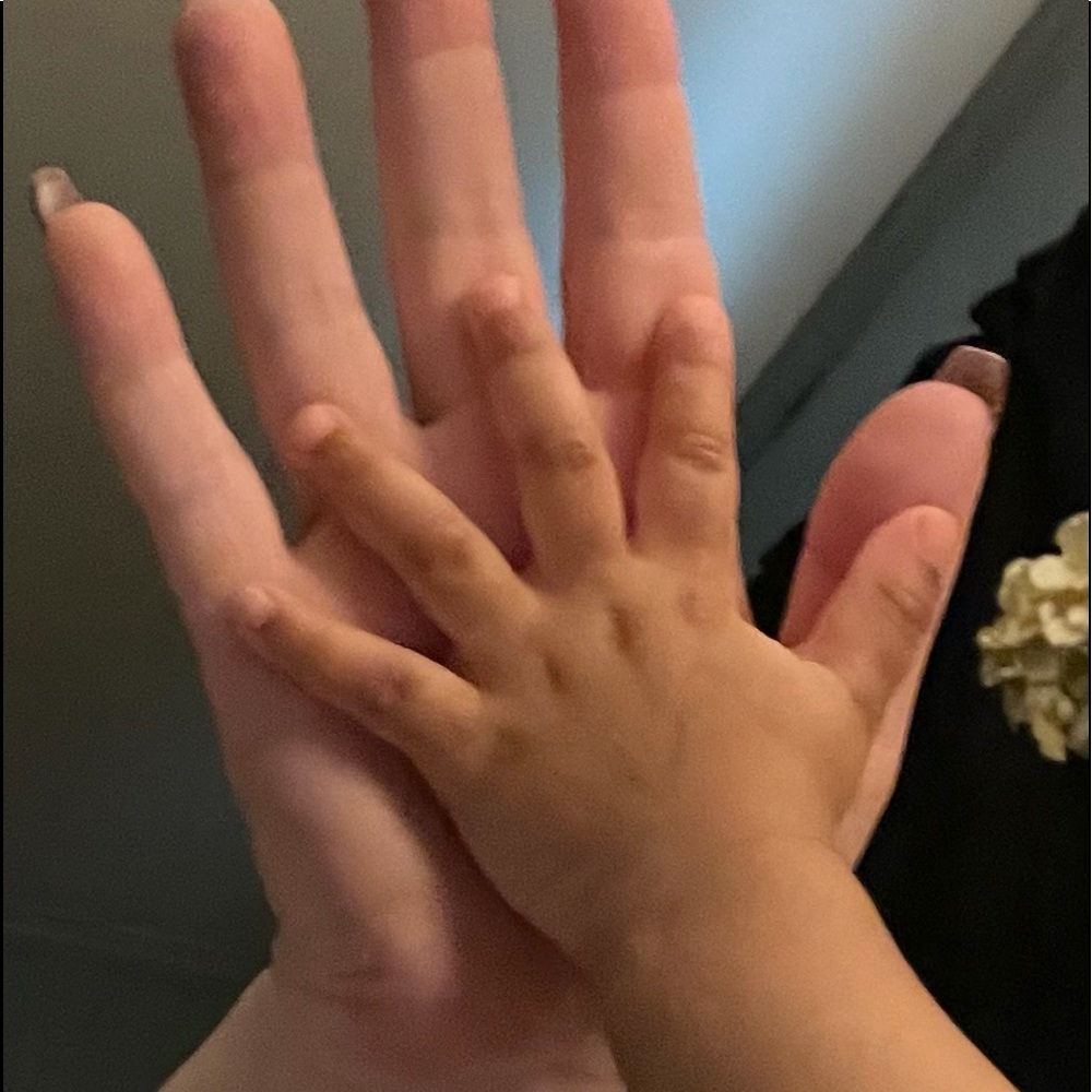 Meet your Posher, Monica